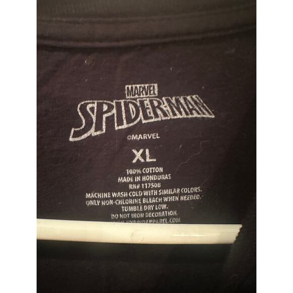 Marvel Disney Spider-verse Spider-man Ghost-spider Miles Morales Venom Tee XL - Picture 3 of 3